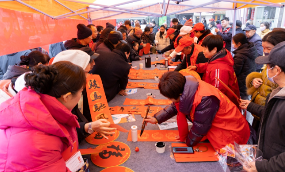 �����䡱�͸����Ļ����񡪡�2026�ꡰ���������ж�������ӭ�¡������͸���߽�����